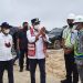 Suasana Menteri Perhubungan, Budi Karya Sumadi bersama Menteri Invetasi/Kepala BKPM, Bahlil Lahadalia mengunjungi pembangunan bandara Siboru di Kabupaten Fakfak, Papua Barat, Jumat 24 September 2021 (Salmon Teriraun/PR)