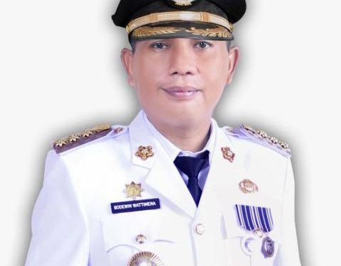 Penjabat Walikota Ambon, Bodewin Wattimena.