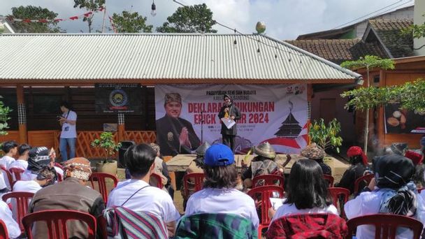 Sejumlah komunitas relawan di Bandung Timur mendukung Erick Thohir maju pada Pemilihan Presiden (Pilres) 2024. (Antara)