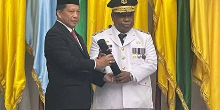 Pelantikan Pj Gubernur Papua Barat oleh Mendagri (Youtube Kemendagri)